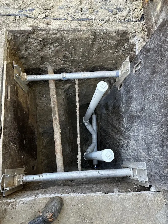 Experienced plumber completing Drain Cleaning work in Guerneville